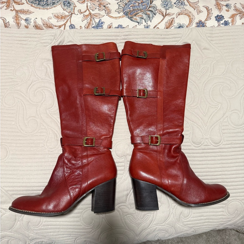 Joan & David leather knee high Boots size 10
